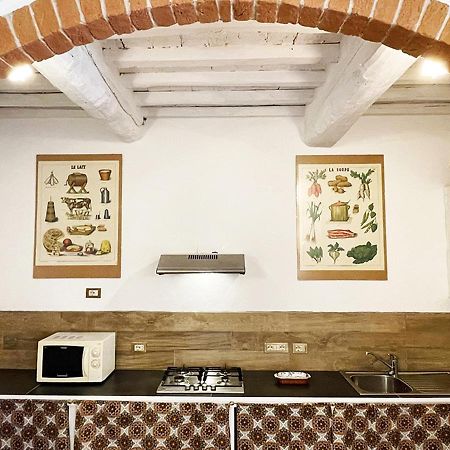 Appartamento Con Piscina E Giardino A Siena Exteriör bild